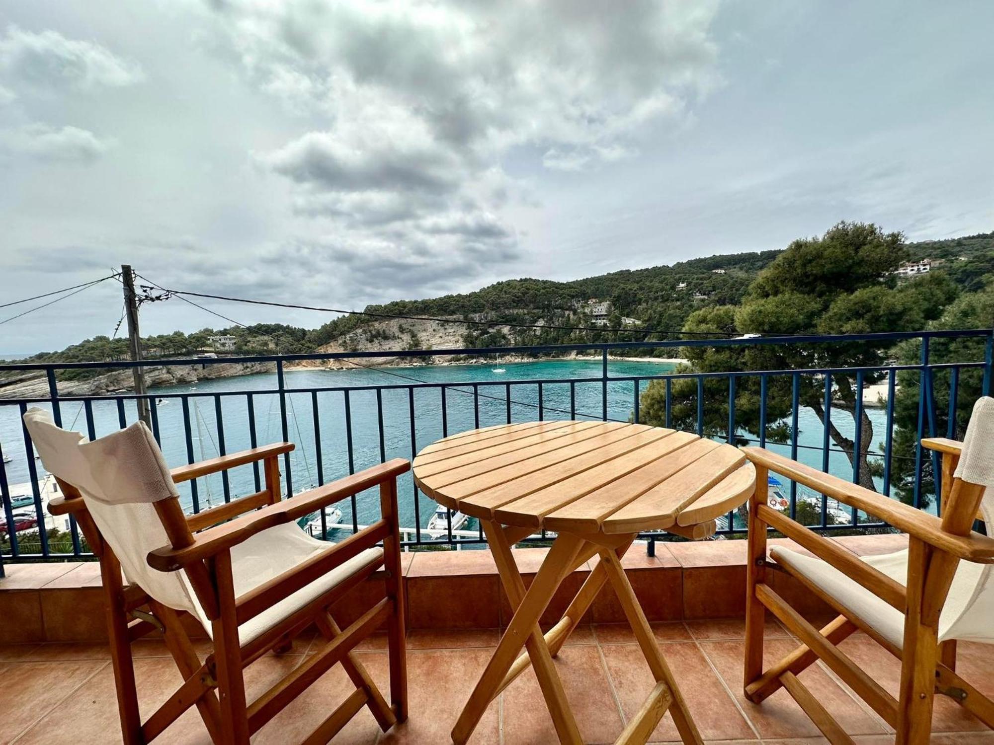 Kavos Hotel Patitiri  Exterior photo