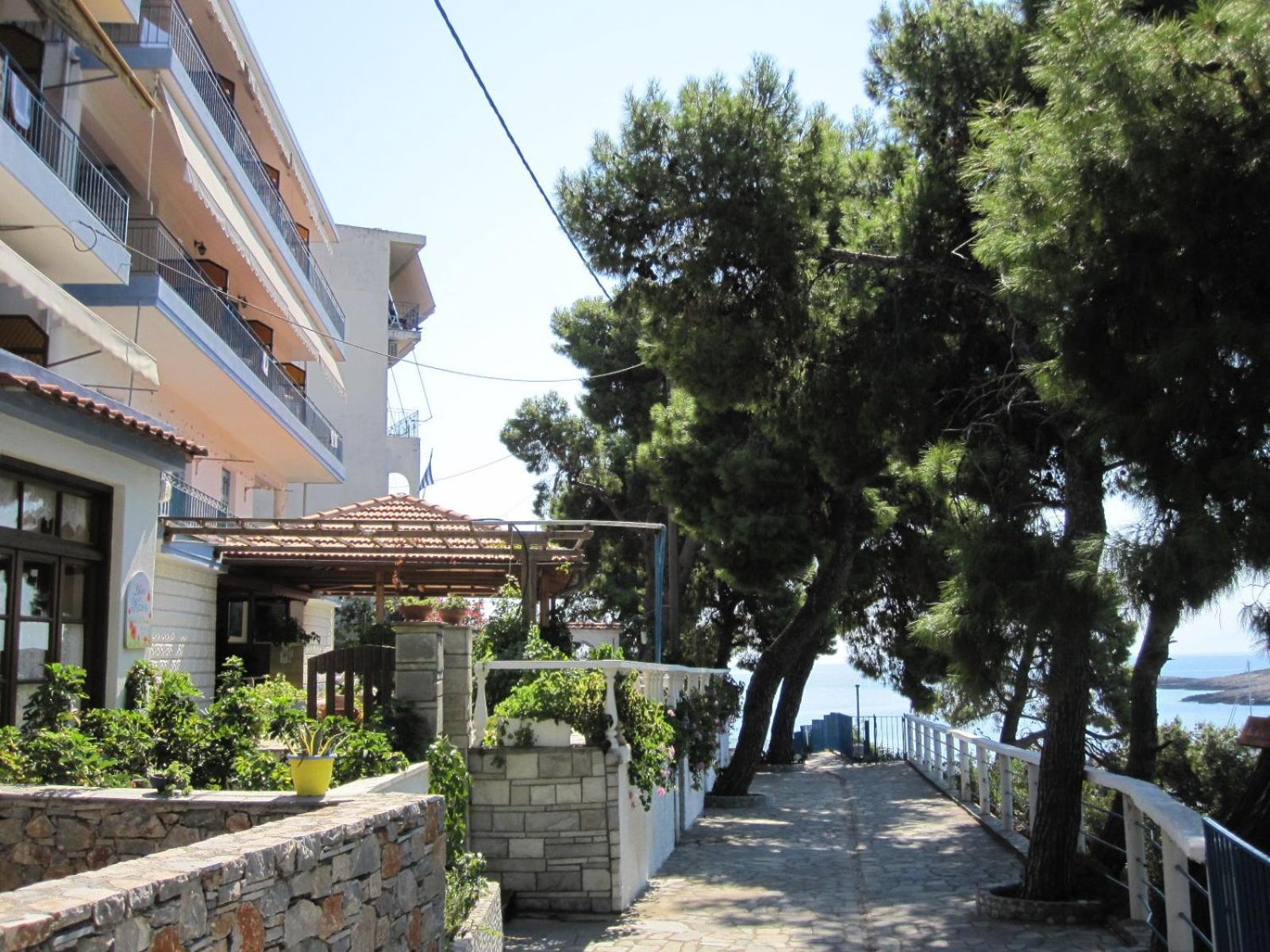 Kavos Hotel Patitiri  Exterior photo